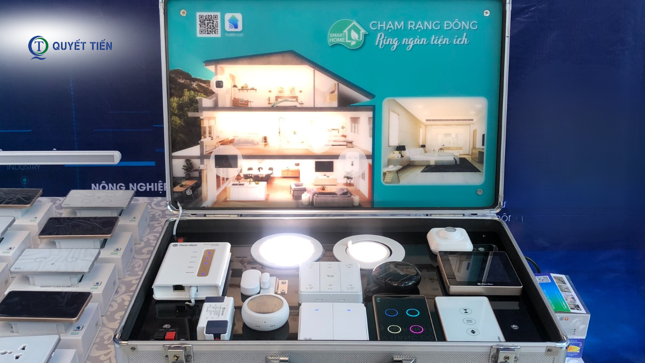Quyết Tiến - Địa chỉ mua thiết bị thông minh uy tín tại long biên